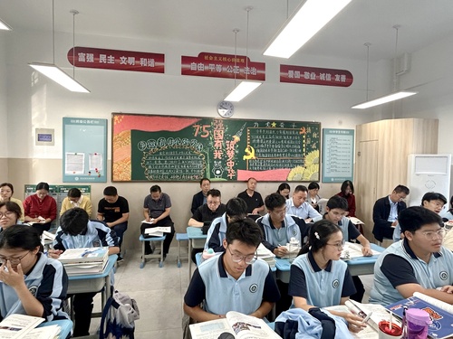 陈峻、王勇、袁世卓 陈峻、王勇、袁世卓