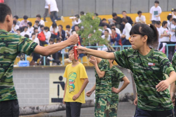 2011郑州五中运动会30*40接力赛
