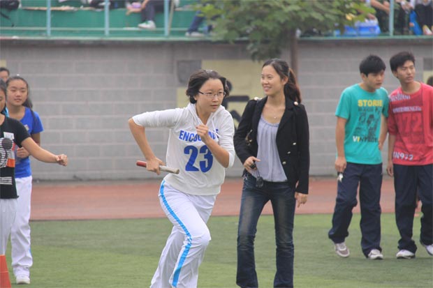 2011郑州五中运动会30*40接力赛